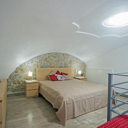Sirene Holiday Bed & Breakfast Gaeta Luaran gambar